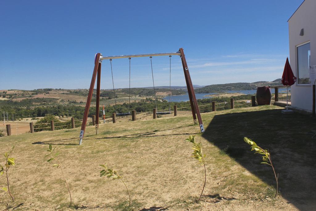 Monte Do Azibo Glamping Hotel Podence Eksteriør billede